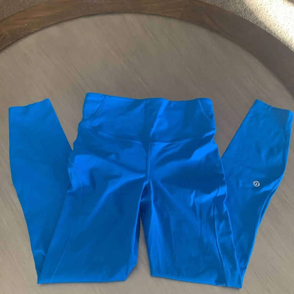 Lululemon Athletica Leggings Blue Size 4 Excellent Condition Spring Color - Picture 4 of 10